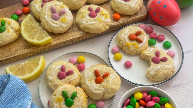 galletas en platos pequeños