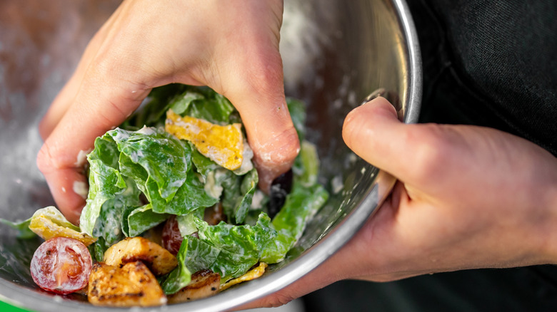Ensalada para tirar a mano