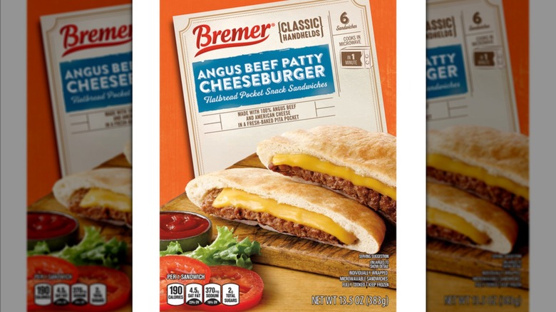 Cajas de hamburguesa con queso Bremer y pollo derretido