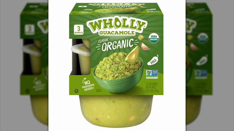 Un paquete de guacamole suave orgánico Wholly Guacamole