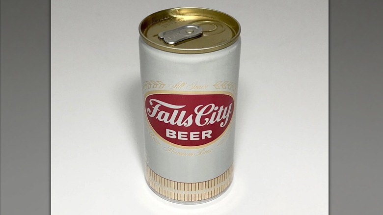 Lata de cerveza Falls City