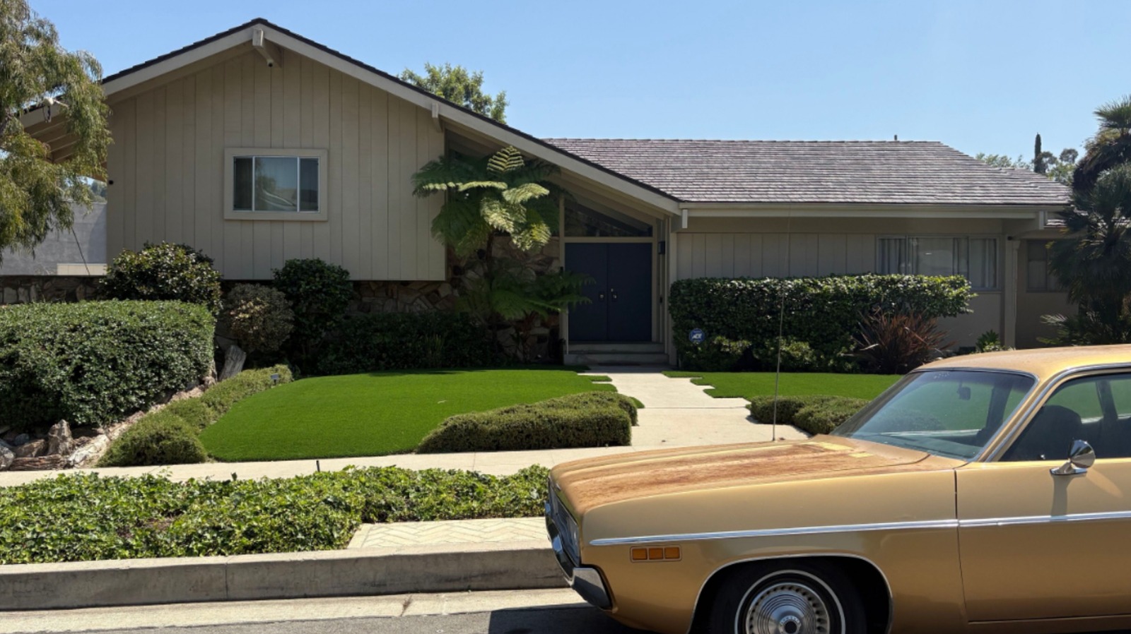 Pasé el rato en la cocina de Brady Bunch y era un país de las maravillas retro