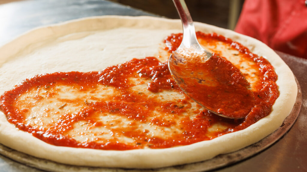La mejor salsa para pizza comprada en la tienda es tan simple como parece