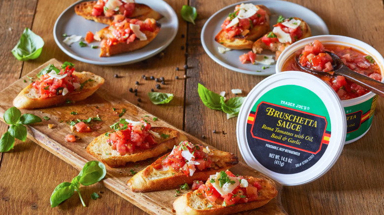 tarrina de salsa bruschetta Trader Joes