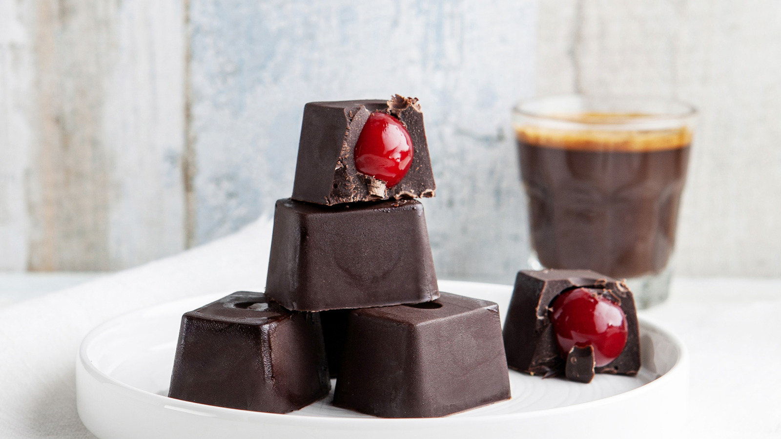 9 dulces de chocolate con frutas que debes buscar en tu próximo viaje de compras