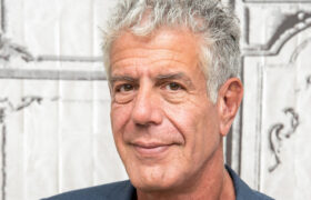 9 libros de Anthony Bourdain para el entusiasta de la gastronomía en tu vida