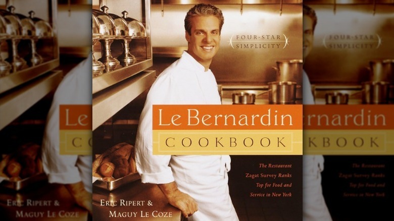 Imagen reflejada de la portada del libro de cocina de La Bernardin.