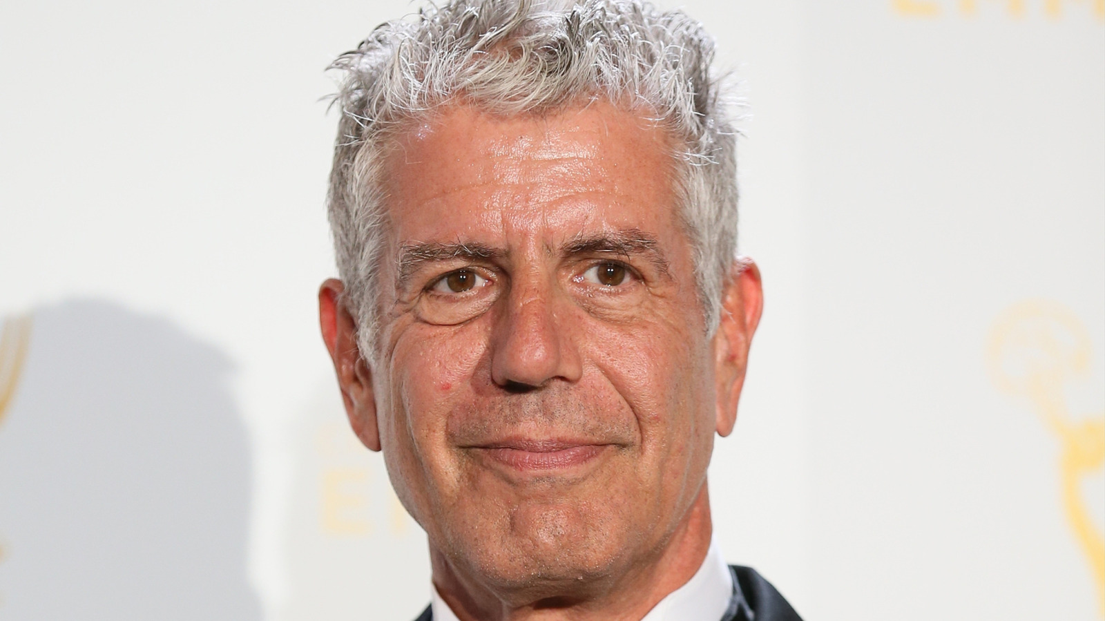 Los 5 mejores libros de cocina recomendados personalmente por Anthony Bourdain