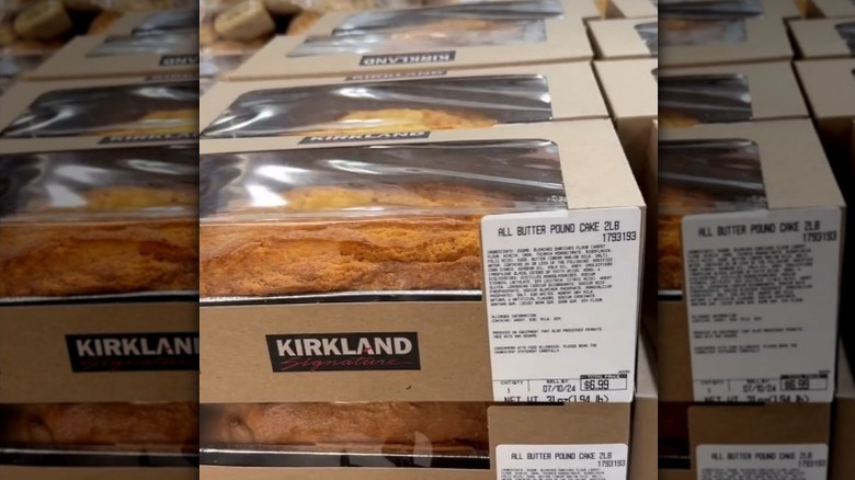Montón de todos los bizcochos de mantequilla en Costco.
