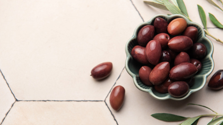 Tazón de aceitunas Kalamata