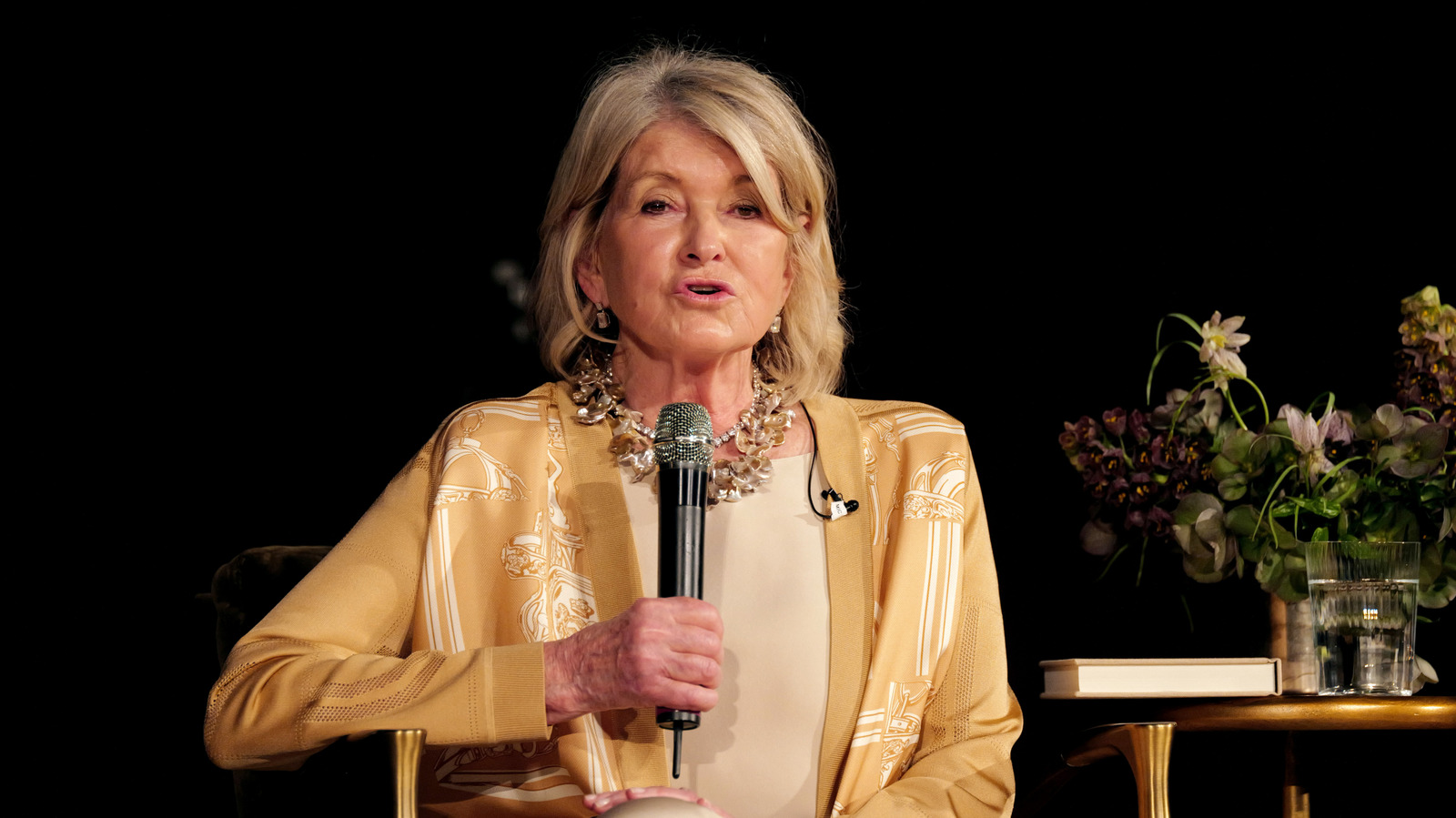 El debut del libro de cocina de Martha Stewart en los años 80 todavía está en los estantes hoy