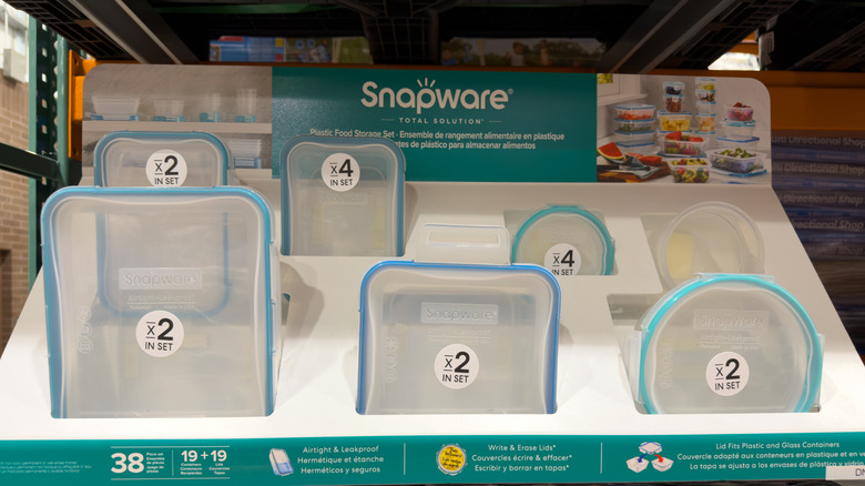 Expositor de contenedores de almacenamiento de alimentos Snapware