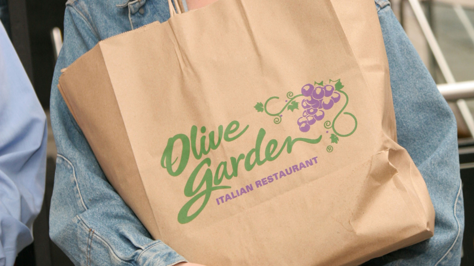 Cómo era el menú de Olive Garden en los años 90 y hoy