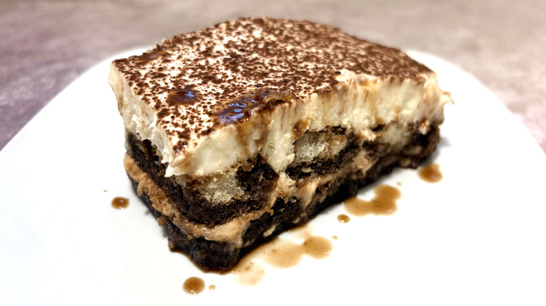 trozo de tiramisú