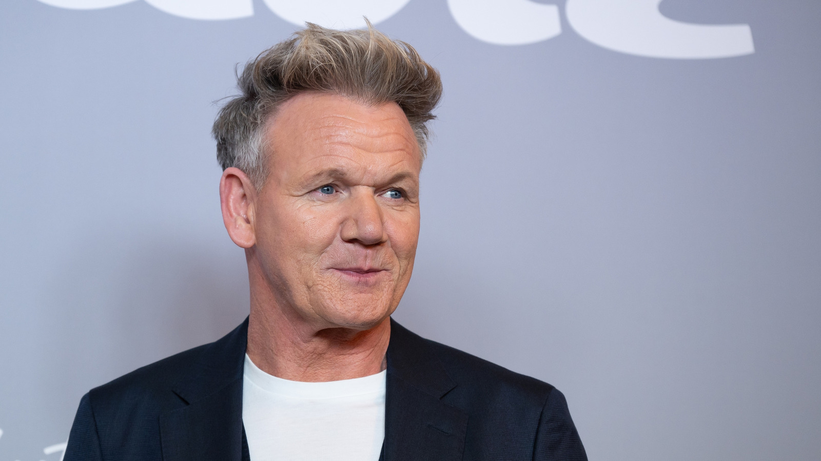 El tipo de vinagre que Gordon Ramsay recomienda para los huevos escalfados