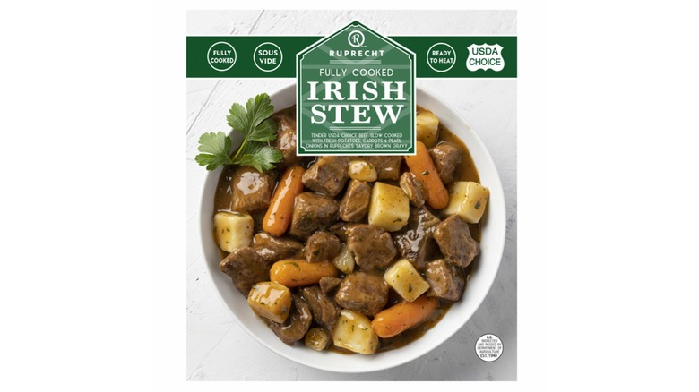 Paquete de estofado de ternera irlandés de Ruprecht sobre fondo blanco.
