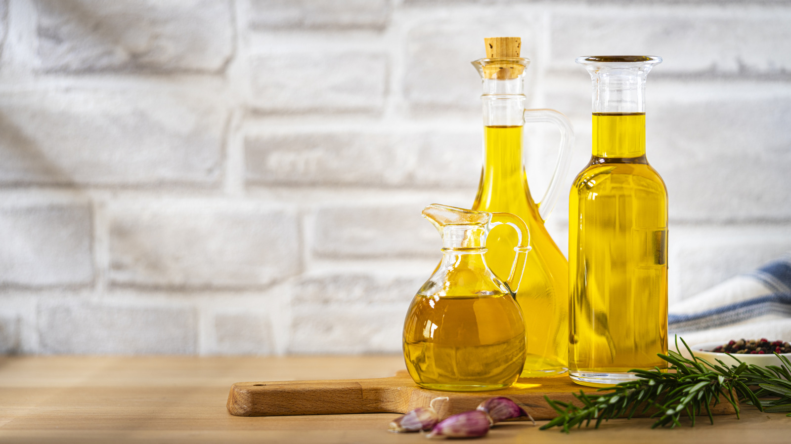 Los amantes de las parrilladas comparten 6 de sus aceites y grasas de cocina favoritos para lograr un dorado perfecto