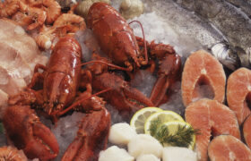 El plato retro de mariscos que se inventó en un asador