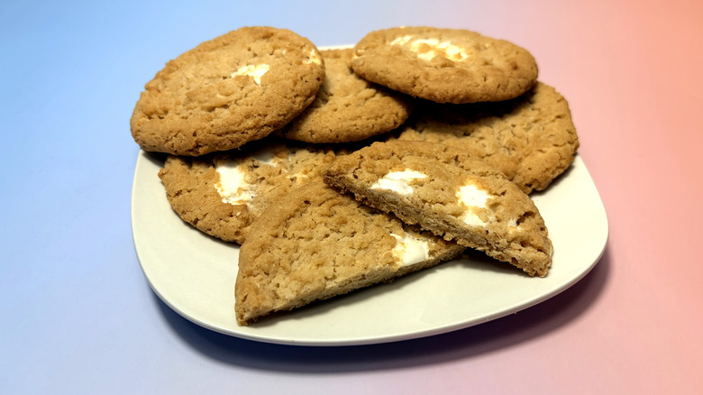 Plato de galletas crujientes de malvavisco Kirkland Signature