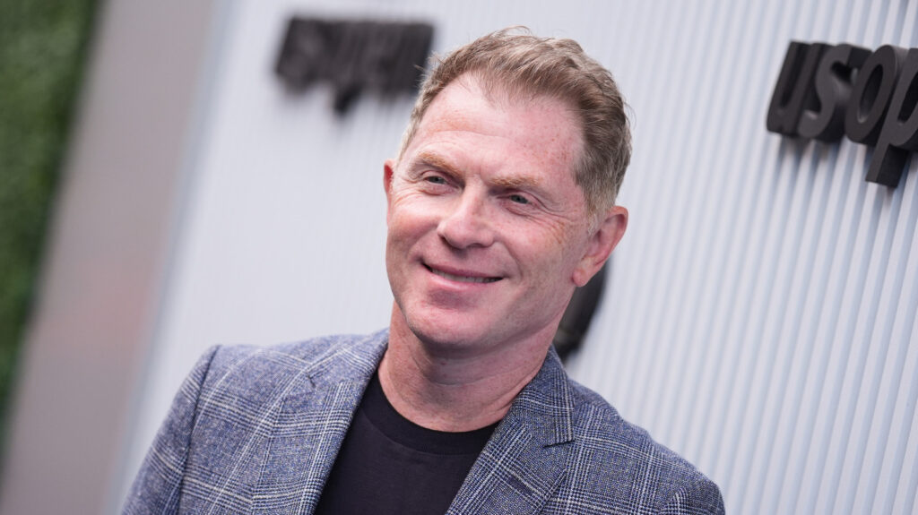 Bobby Flay dice que vale la pena comprar este corte de carne en su próximo viaje de compras