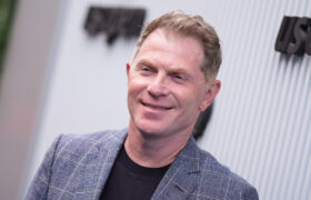 Bobby Flay dice que vale la pena comprar este corte de carne en su próximo viaje de compras