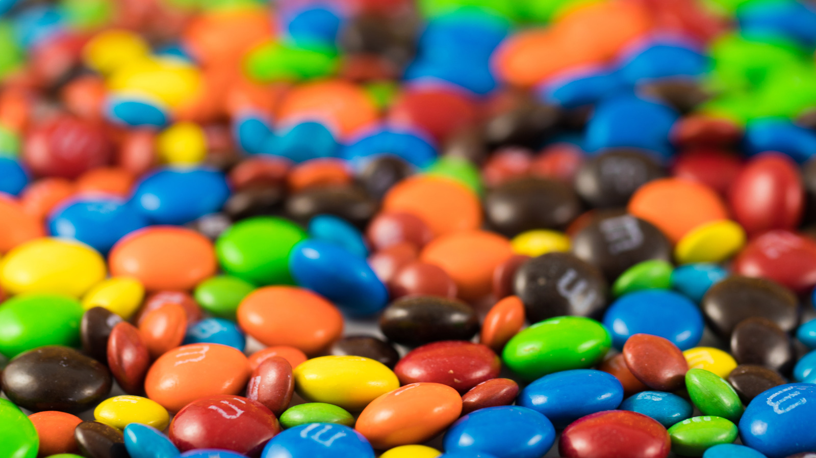 ¿Por qué los Mini M&M tienen un sabor diferente al de los normales?