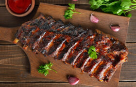 Para obtener costillas perfectamente horneadas, evite este error común