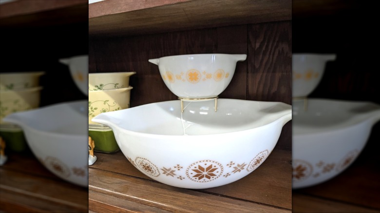 Juego de chips y salsas Pyrex Town & Country