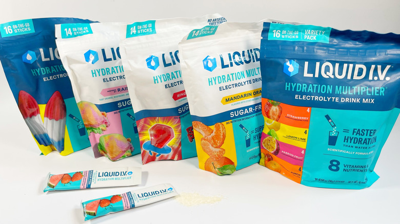 Varias bolsas de Liquid IV