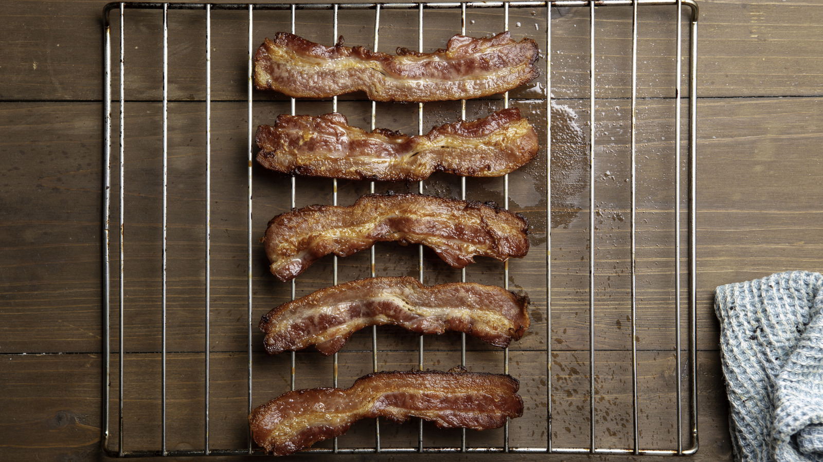 El tipo de usos de Bacon Dunkin' que la mayoría de las otras cadenas de comida rápida no utilizan