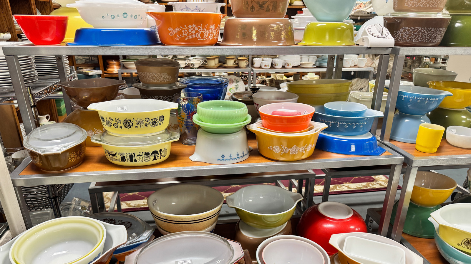 Este raro plato festivo de Pyrex es el sueño de cualquier ahorrador valorado en más de $ 1000