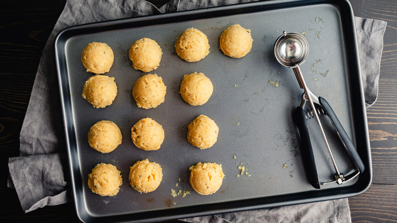 Cuchara para galletas con bolas de masa para galletas del mismo tamaño