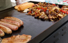 La parrilla plana mejor valorada por menos de $250, según Consumer Reports