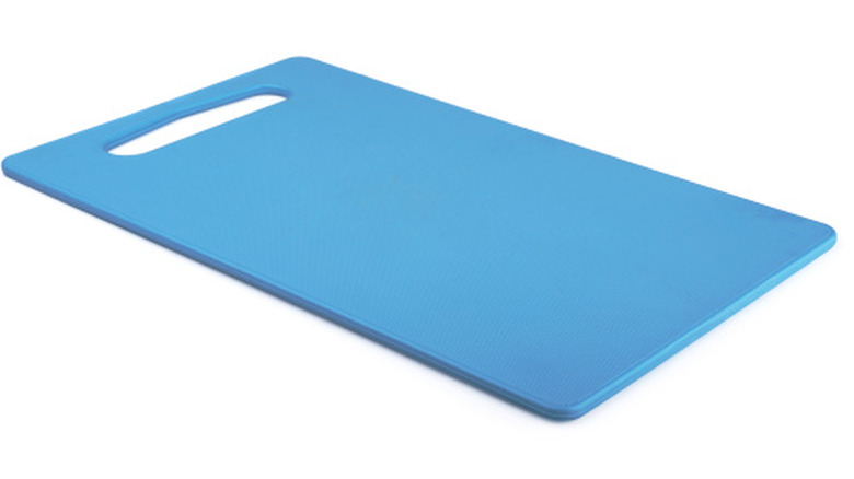 tabla de cortar azul