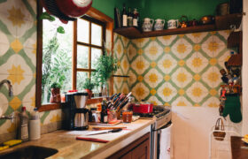 El color retro de los electrodomésticos de cocina que estaba en todas partes en los años 80
