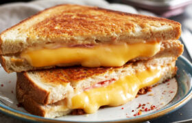Dale al queso asado el tratamiento de otoño con esta fruta crujiente