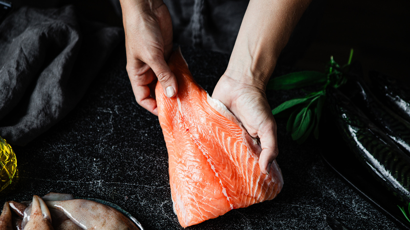 Este plato francés de la vieja escuela combina salmón y hojaldre