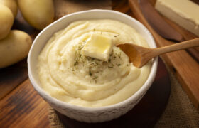 Vierta esta sopa enlatada sobre puré de papas para darle un mayor sabor