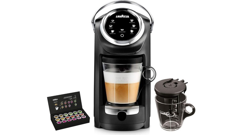 Cafetera Lavazza Classy Plus con accesorios y monodosis