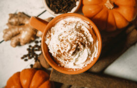 La diferencia entre Dunkin’ y Pumpkin Spice Latte de Starbucks